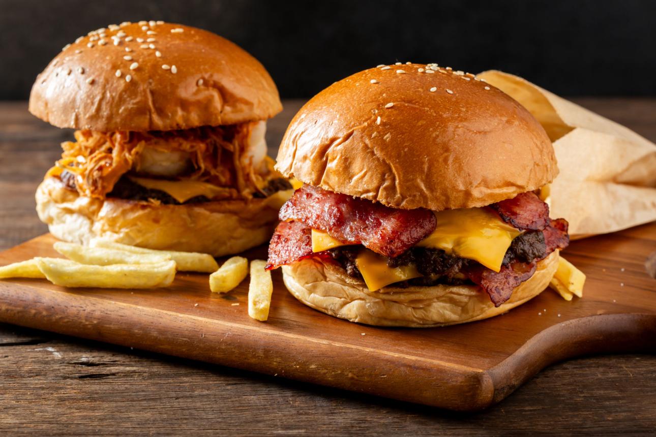 Burger CHEZ HARTMAN